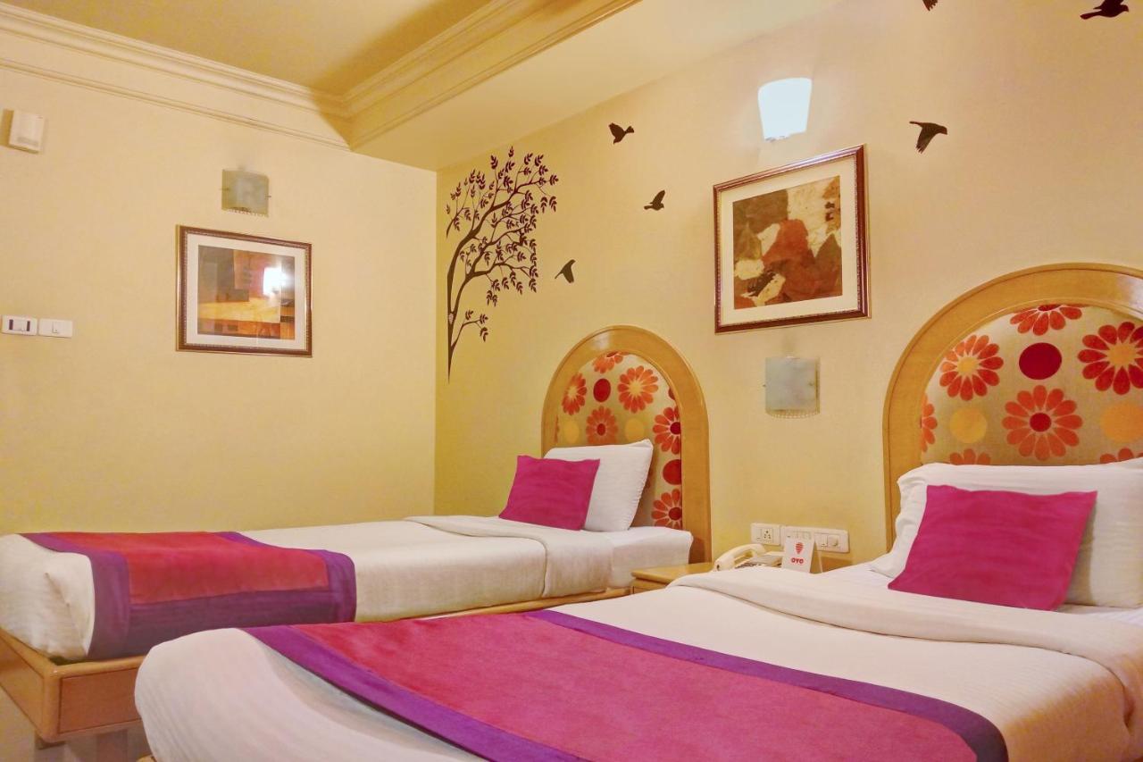 Capital O 333 Hotel Crystal Homes Bangalore Buitenkant foto