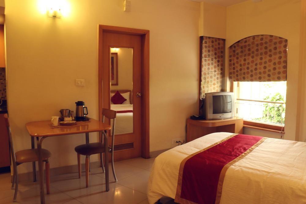 Capital O 333 Hotel Crystal Homes Bangalore Buitenkant foto