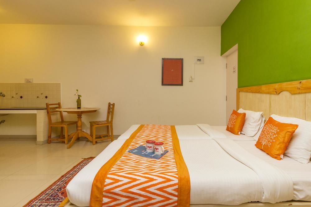 Capital O 333 Hotel Crystal Homes Bangalore Buitenkant foto