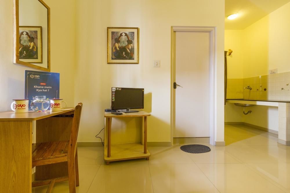 Capital O 333 Hotel Crystal Homes Bangalore Buitenkant foto