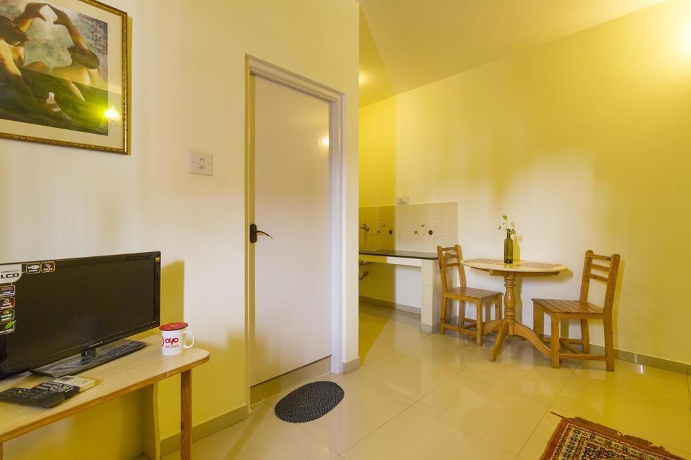 Capital O 333 Hotel Crystal Homes Bangalore Buitenkant foto